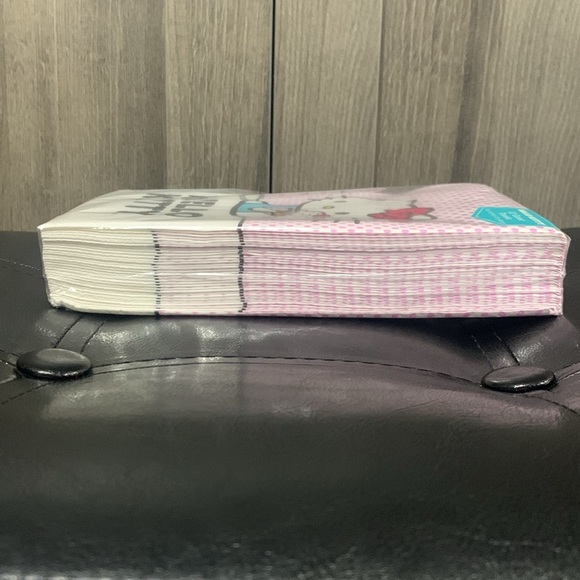 Sanrio Hello Kitty & Ice Cream Set of 32 Guest Towels Napkins New In Package - Picture 10 of 10